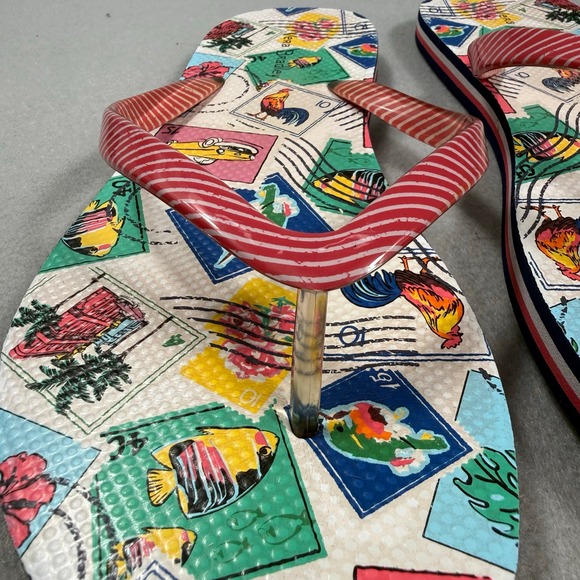 Vera Bradley Flip Flops Size 8/M Stamp Print‎ Red Stripe Straps Beach Sandals - Picture 15 of 17